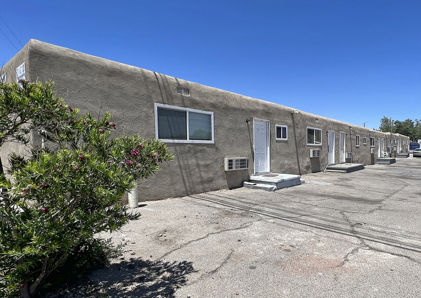 5609-5613 Central Ave NW, Albuquerque, NM for sale - Building Photo - Image 1 of 1