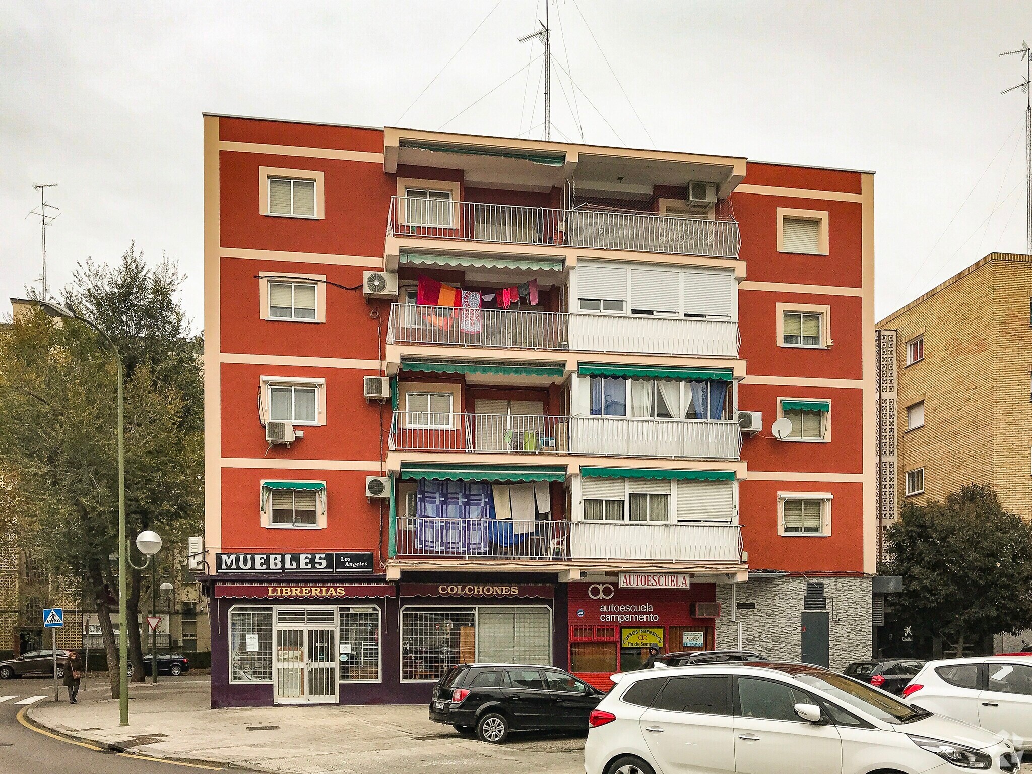Paseo Arroyomolinos, 5, Móstoles, Madrid à louer Photo principale- Image 1 de 2
