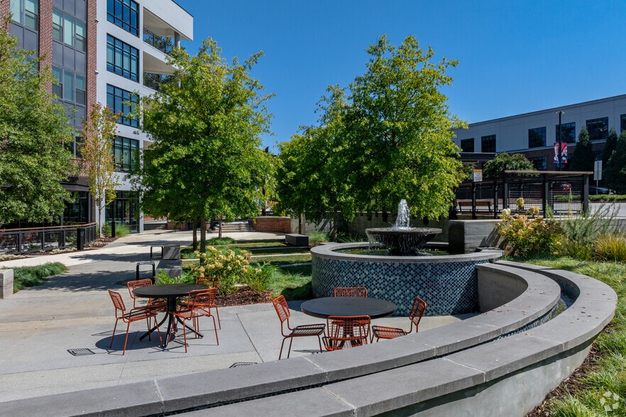 2801 Windy Ridge Pky SE, Atlanta, GA for lease - Building Photo - Image 3 of 4