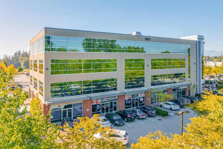 8700 200th St, Langley, BC à louer - Photo du bâtiment - Image 2 de 18