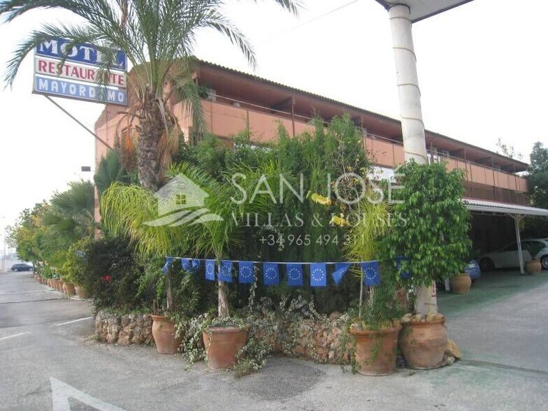 Hospitality in Aspe, Alicante for sale - Building Photo - Image 2 of 28