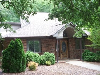 Plus de détails pour 114 S Park Ter, Eden, NC - Bureau à vendre