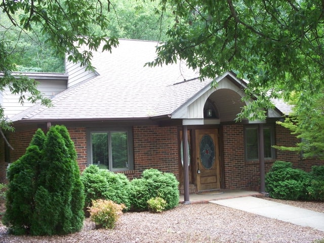 114 S Park Ter, Eden, NC for sale Primary Photo- Image 1 of 25