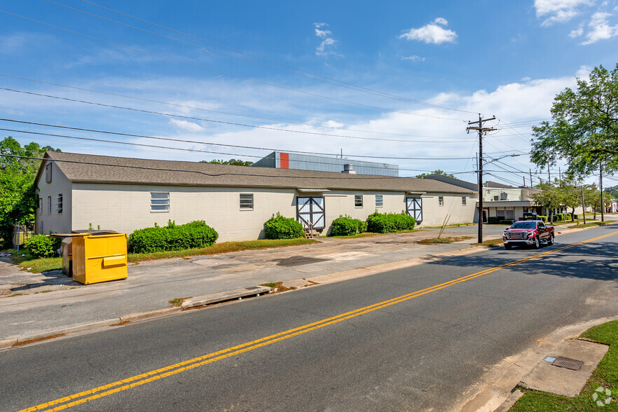 705 Mabry St, Tallahassee, FL à louer - Photo du bâtiment - Image 1 de 5