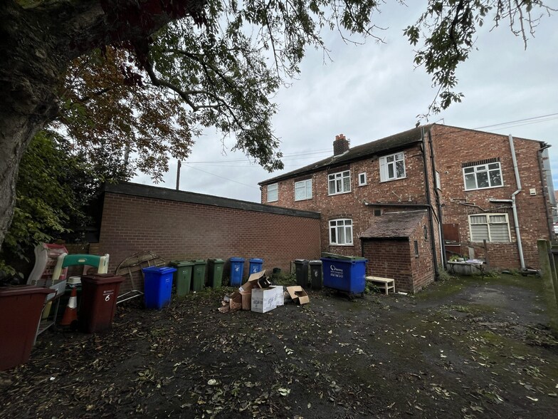 4-6 Lane End Road, Manchester à louer - Photo du bâtiment - Image 3 de 3