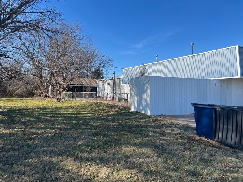 600 S Red River Expy, Burkburnett, TX à vendre - Photo du bâtiment - Image 3 de 20