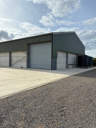Plus de détails pour Grange Farm Estate, Bicester - Industriel à louer