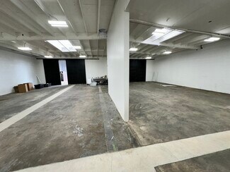 Plus de détails pour 921-923 Logan St, Santa Ana, CA - Bureau à vendre