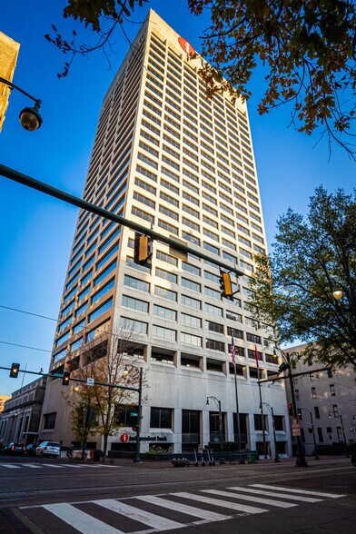 40 S Main St, Memphis, TN à louer - Photo du bâtiment - Image 2 de 12