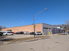 2900-2950 N Oakley Ave, Chicago, IL for sale Building Photo- Image 2 of 6