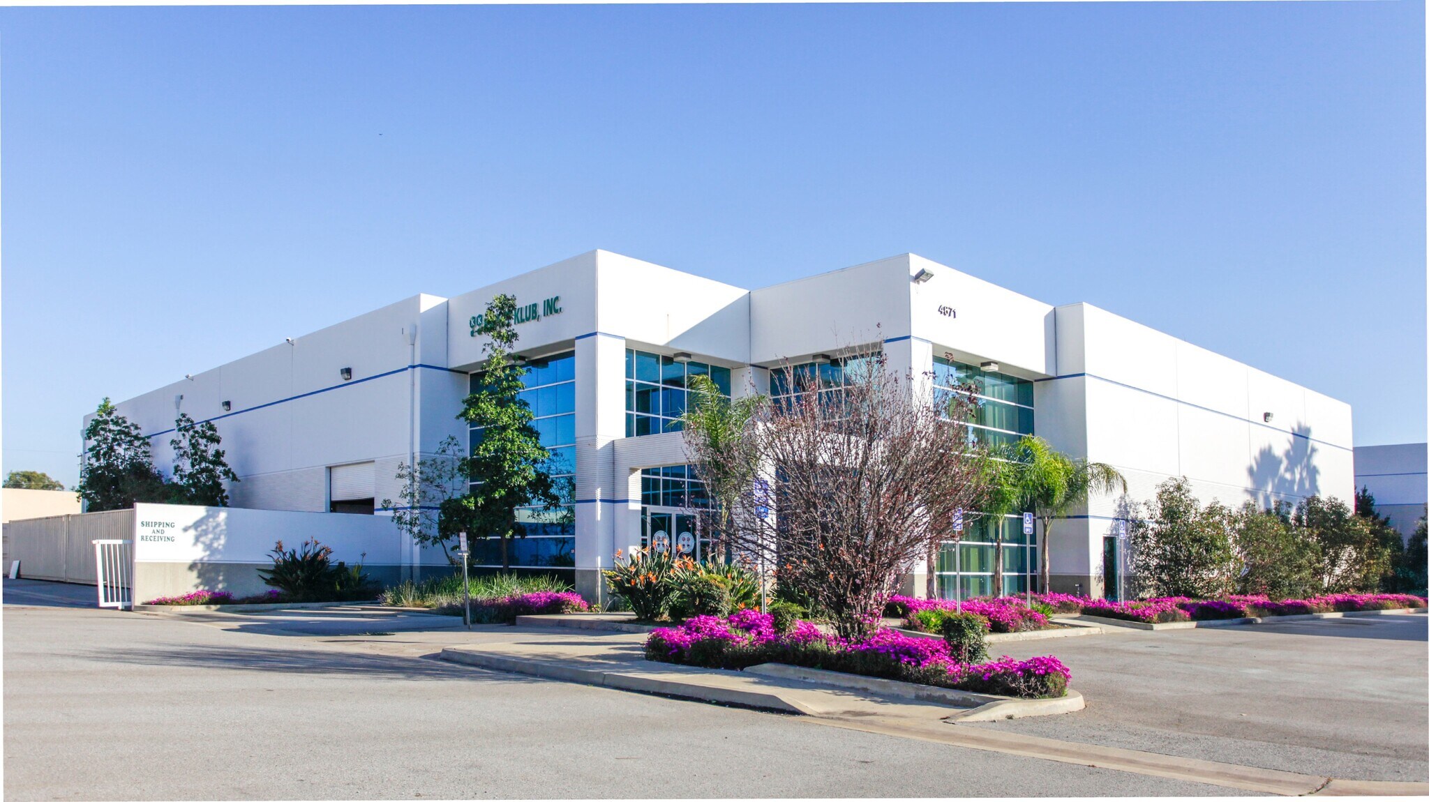 4671 State St, Montclair, CA à vendre Photo du bâtiment- Image 1 de 1