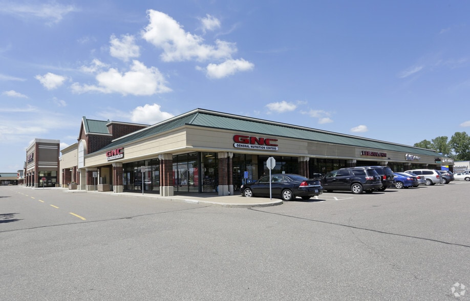 12900-13020 Riverdale Dr NW, Coon Rapids, MN for lease - Primary Photo - Image 2 of 24