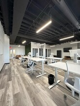 301-303 W 4th St, Royal Oak, MI for lease Interior Photo- Image 2 of 2