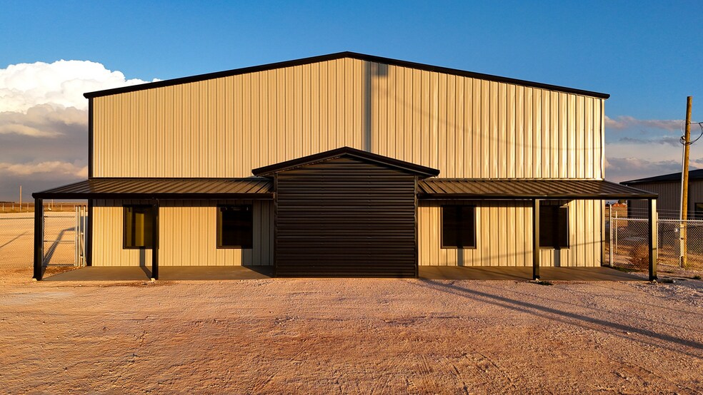 518 US Highway 385 N, Seminole, TX à vendre - Photo du bâtiment - Image 3 de 9