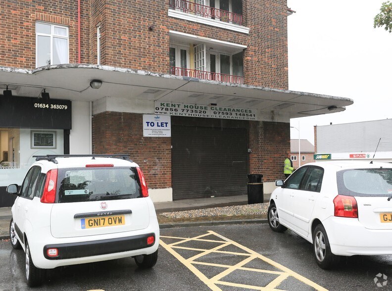 14-19 Twydall Green, Gillingham à louer - Photo du bâtiment - Image 2 de 2