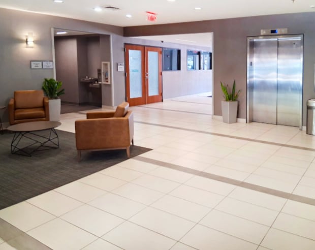 3299 Woodburn Rd, Annandale, VA for lease - Lobby - Image 2 of 10