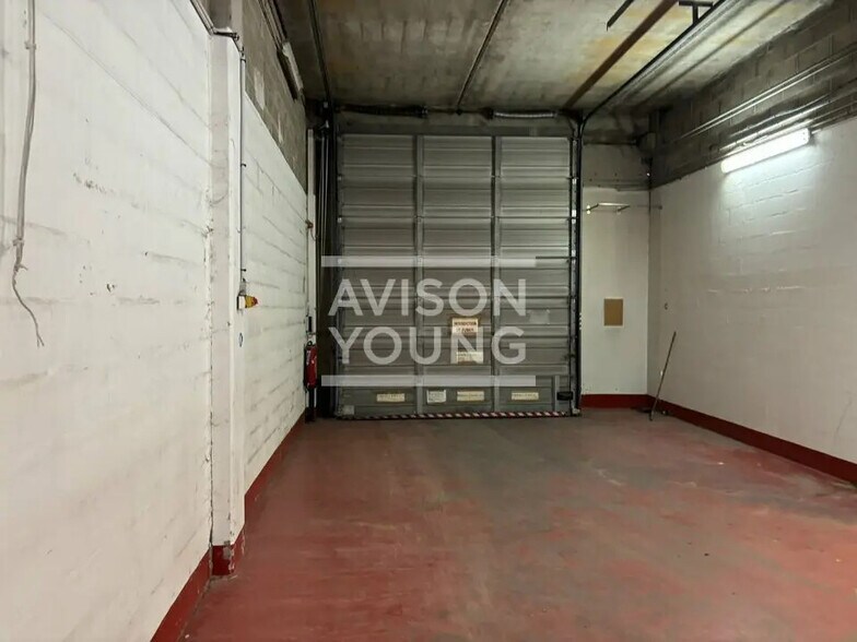 Flex dans Gennevilliers à louer - Photo du bâtiment - Image 2 de 5