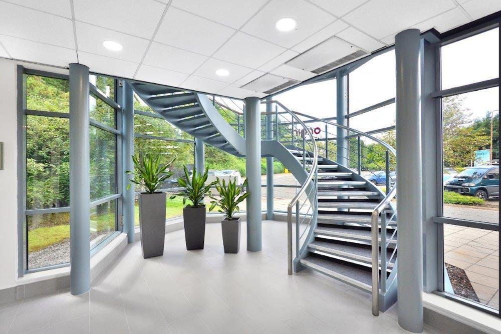 21 Cliftonhall Rd, Newbridge à louer Photo du bâtiment- Image 1 de 2