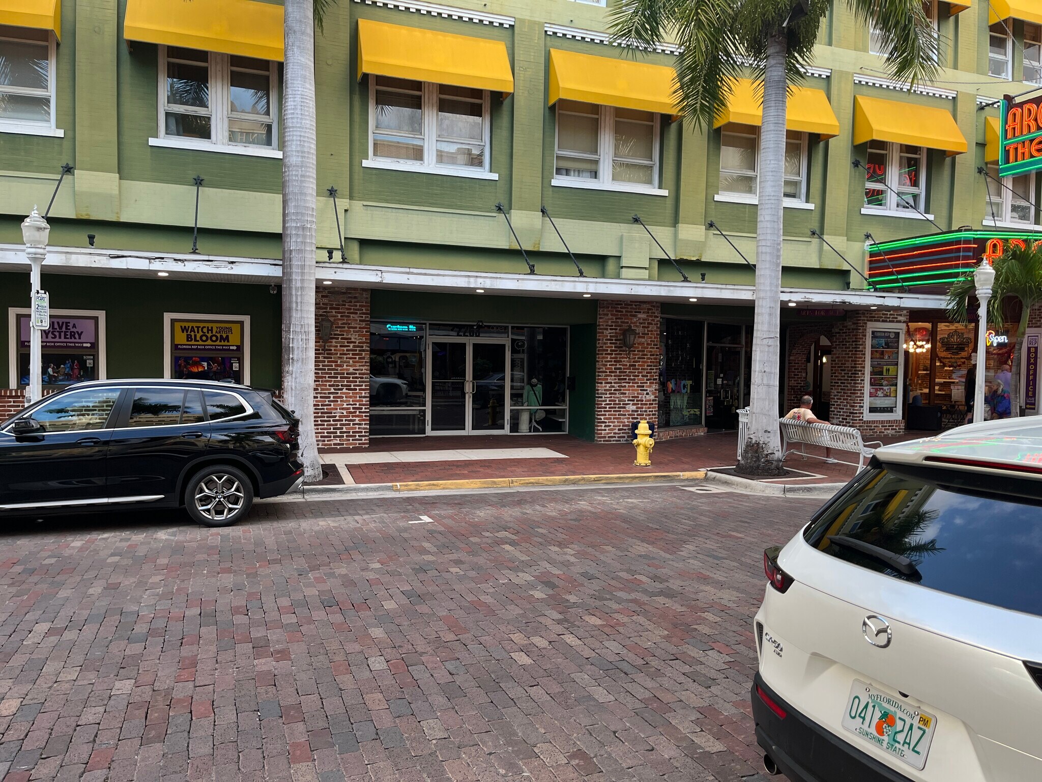 2247-2287 1st St, Fort Myers, FL à louer Photo du bâtiment- Image 1 de 4