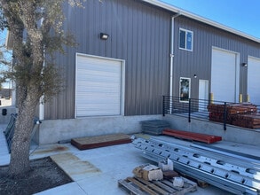 15210 Fitzhugh Rd, Austin, TX for lease Interior Photo- Image 1 of 10