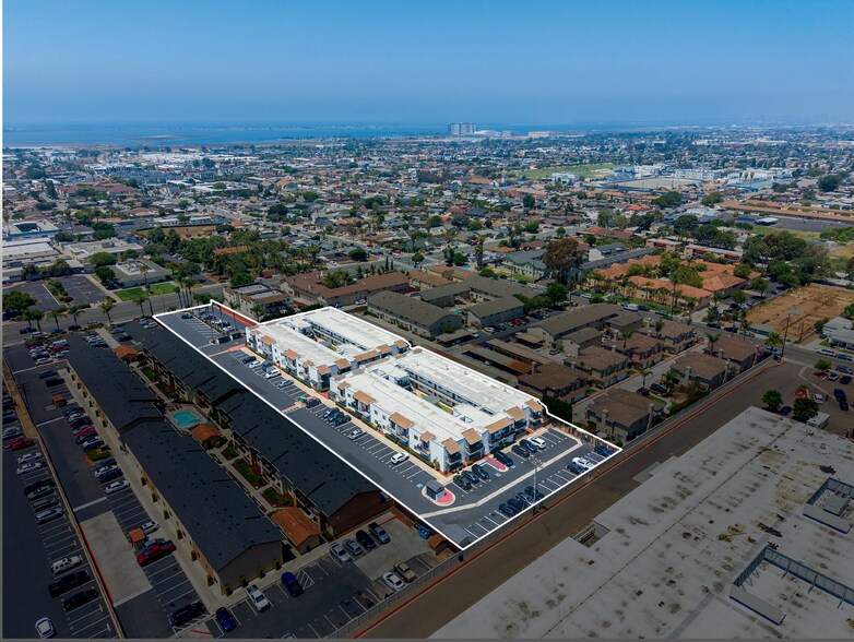 1035 4th Ave, Chula Vista, CA à vendre - Photo du bâtiment - Image 2 de 27