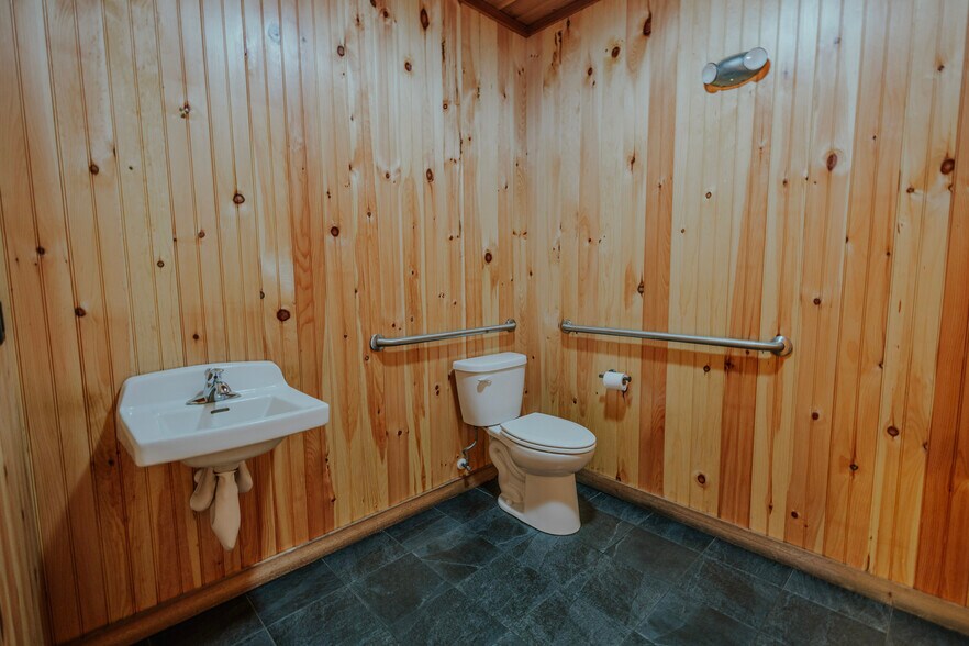 1720 Metcalf Ave, Thomasville, GA à louer - Photo intérieure - Image 3 de 25