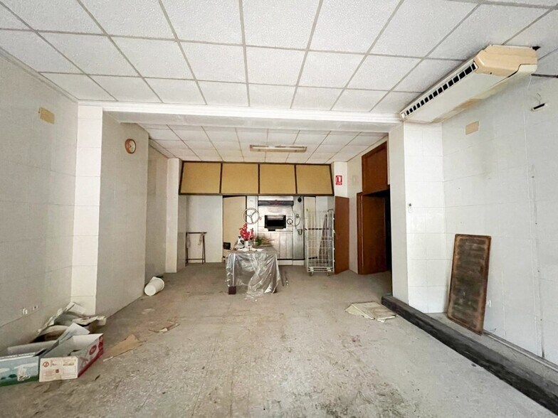 Commerce de détail dans València, Valencia à vendre - Photo du bâtiment - Image 1 de 5