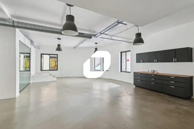 32 Bis Rue De Paradis, Paris for sale - Interior Photo - Image 2 of 59