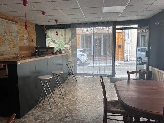 Retail in Chalon-sur-Saône for sale - Interior Photo - Image 2 of 15