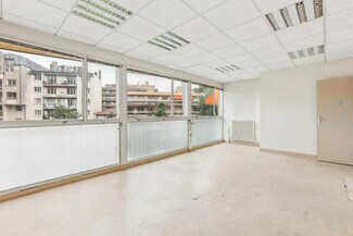 More details for 6 Rue Léon Renault, Les Lilas - Multifamily for Sale