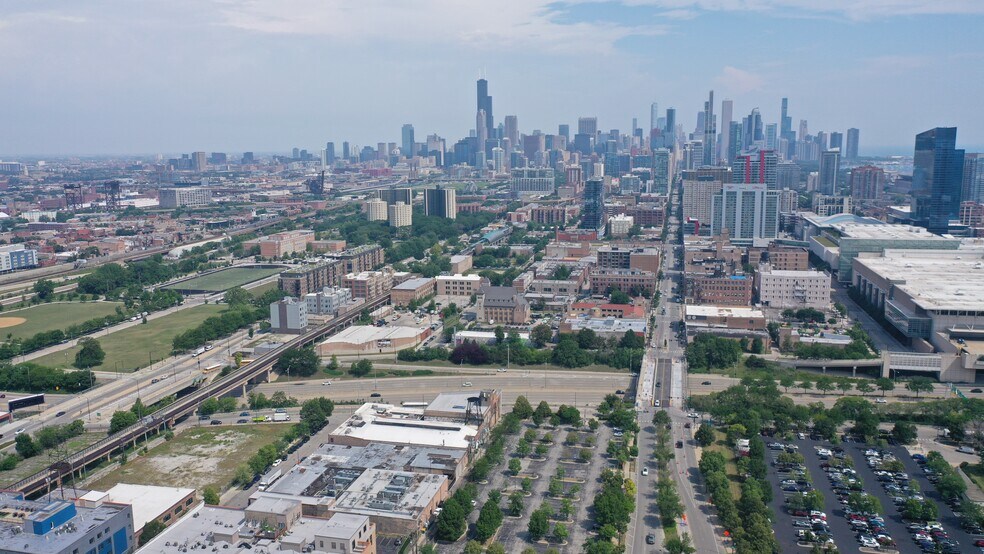 2525 S Wabash Ave, Chicago, IL à vendre - Photo du bâtiment - Image 2 de 6