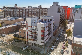 Plus de détails pour 32-04 38th Ave, Long Island City, NY - Vente au détail à louer