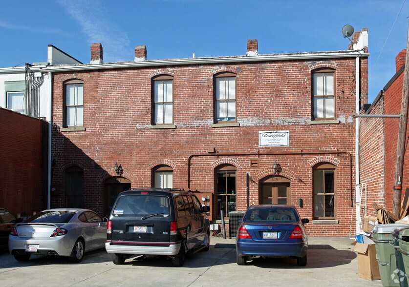 519-521 E Broad St, Fuquay Varina, NC à vendre - Photo du bâtiment - Image 1 de 1