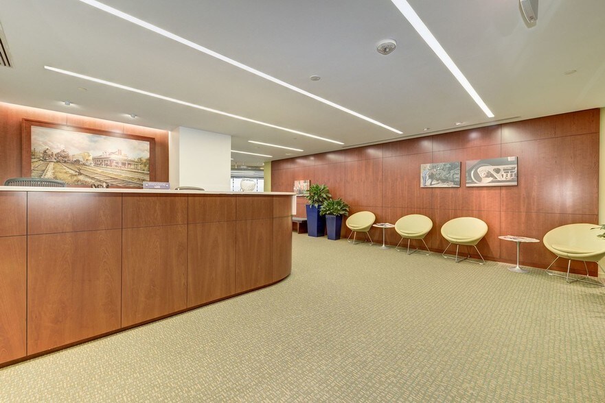 1800 Diagonal Rd, Alexandria, VA for lease - Interior Photo - Image 3 of 13