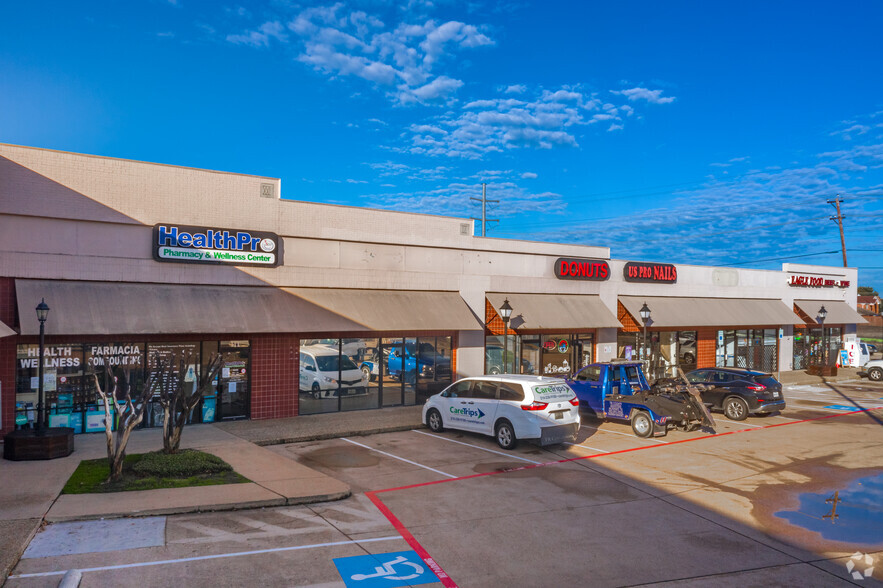 9400 Lakeview Pky, Rowlett, TX for lease - Building Photo - Image 3 of 4