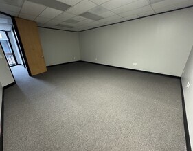 1880 S Dairy Ashford Rd, Houston, TX for lease Building Photo- Image 1 of 3