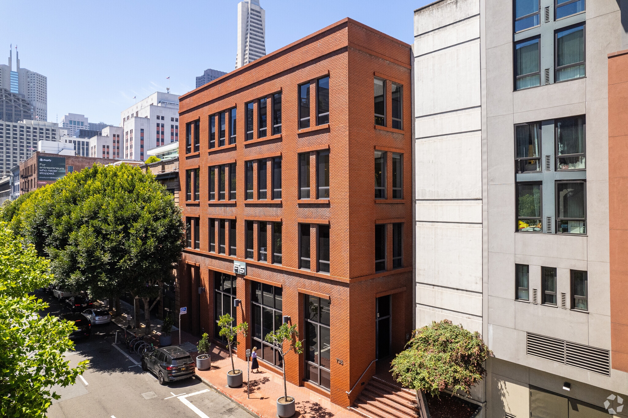 735 Battery St, San Francisco, CA for lease Building Photo- Image 1 of 14