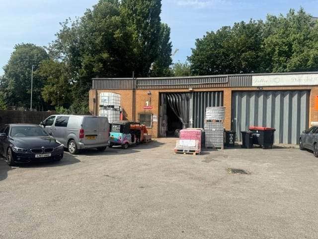 Whitehouse Ln, Bristol for lease Building Photo- Image 1 of 3