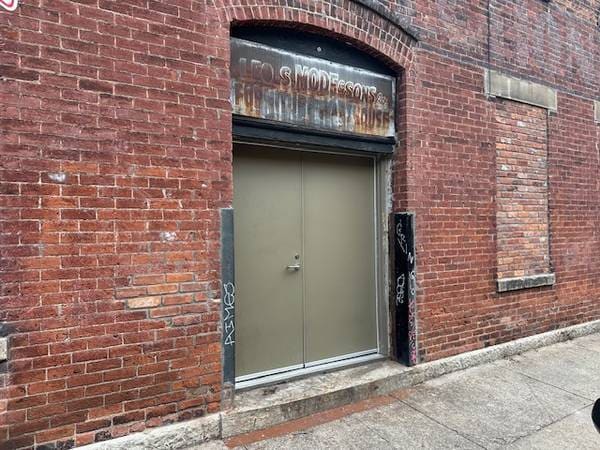1318 Clay St, Cincinnati, OH for lease Primary Photo- Image 1 of 4