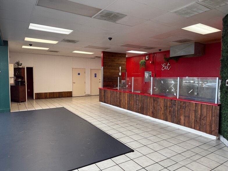 1786 NW 9th St, Corvallis, OR for lease - Building Photo - Image 3 of 7