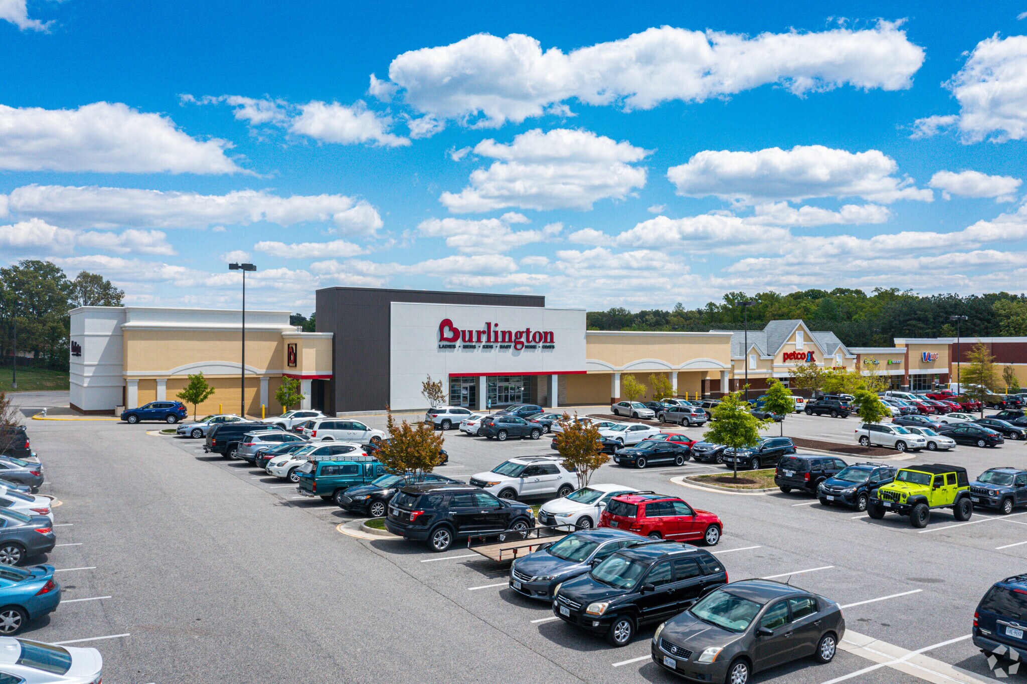 12607-12621 Jefferson Davis Hwy, Chester, VA à louer Photo du bâtiment- Image 1 de 8