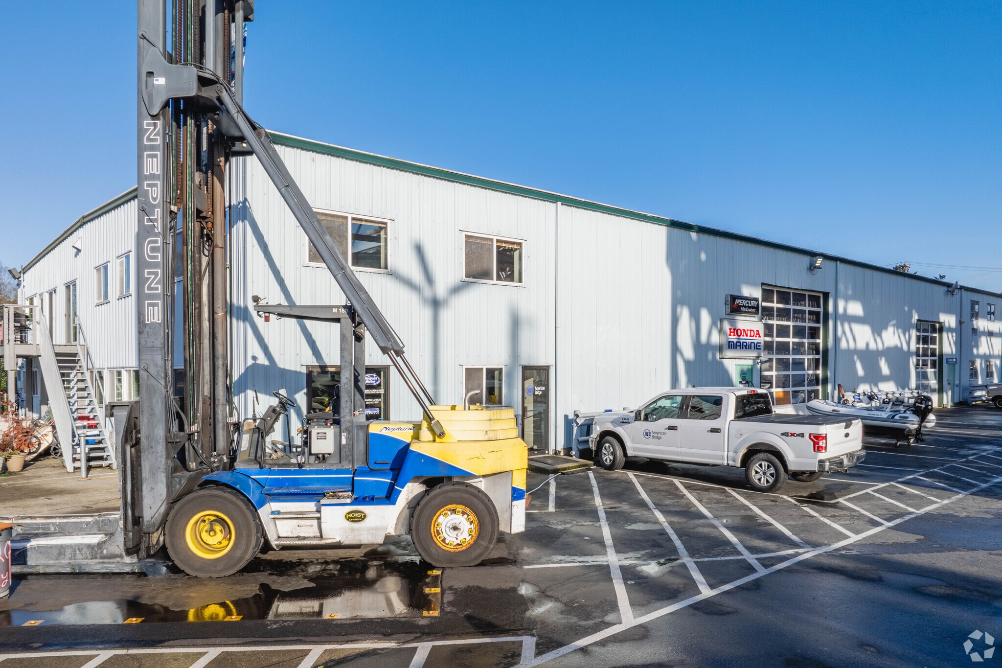 5350 30th Ave NW, Seattle, WA for sale Primary Photo- Image 1 of 5