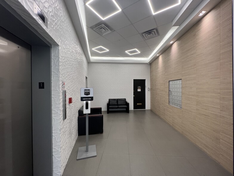 1212-1222 Avenue M, Brooklyn, NY for lease - Interior Photo - Image 2 of 13