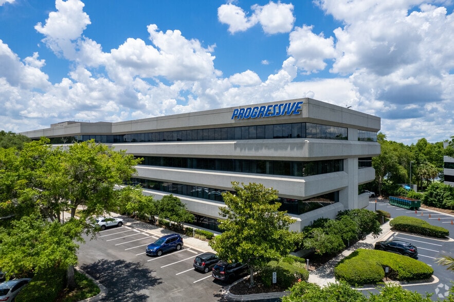 901 N Lake Destiny Dr, Maitland, FL for lease - Building Photo - Image 1 of 3