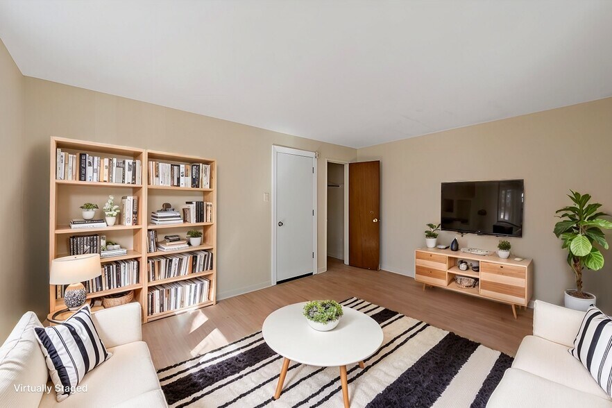 6126 Bingham St, Philadelphia, PA à vendre - Photo du bâtiment - Image 2 de 16