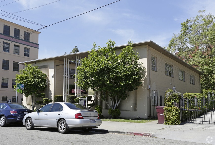 2929 Summit St, Oakland, CA à louer - Photo principale - Image 1 de 38