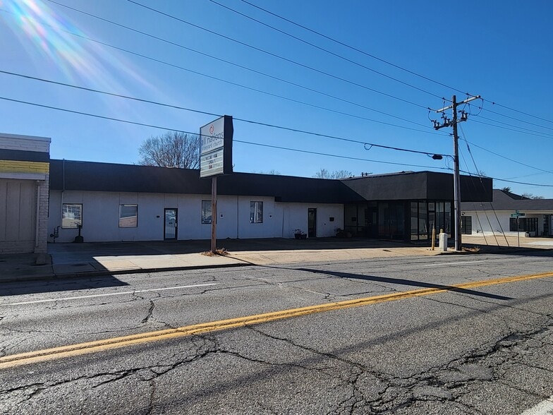 2908 E 15th St, Tulsa, OK for lease - Building Photo - Image 2 of 5