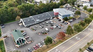 Plus de détails pour 12 Coogan Blvd, Mystic, CT - Commerce de détail à louer