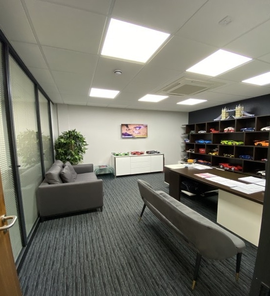 Rounds Green Rd, Oldbury for lease Interior Photo- Image 1 of 2