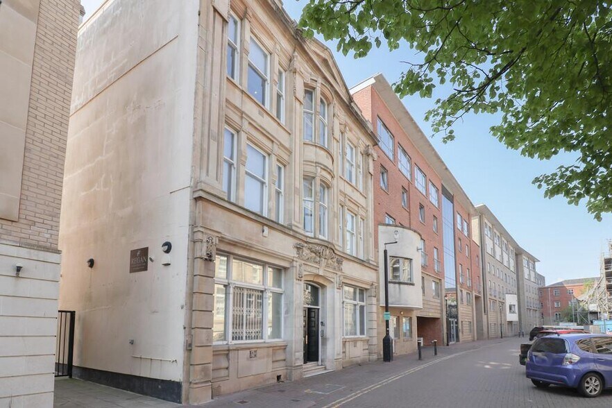 28-29 Mount Stuart Sq, Cardiff à vendre - Photo du bâtiment - Image 2 de 15